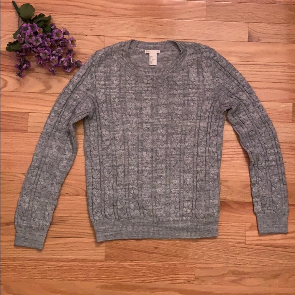 💫 3 for $15! 💫 H&M Gray Knit Sweater